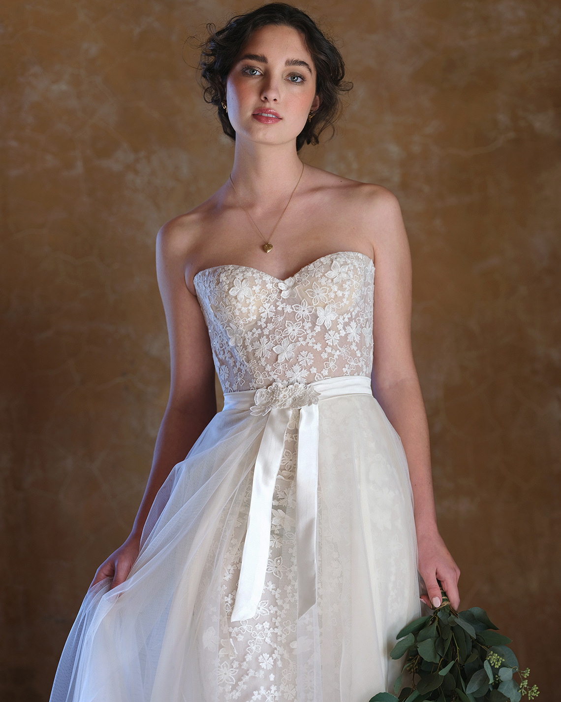 Vestidos de novia de alta costura personalizados de Ellen Wise Couture 2021 - Reflexiones nupciales - Vestido Audrey 2