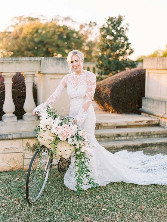 Loire Valley Inspired Wedding Editorial at a Texas Chateau – Erin Wilson Photography – Britt Jones Co 38