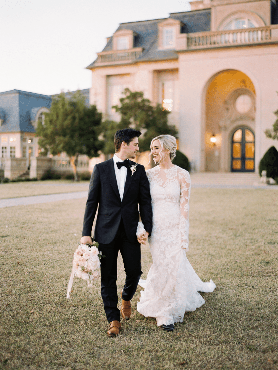 Editorial de boda inspirada en el Valle del Loira en un castillo de Texas - Foto de Erin Wilson - Britt Jones Co 48