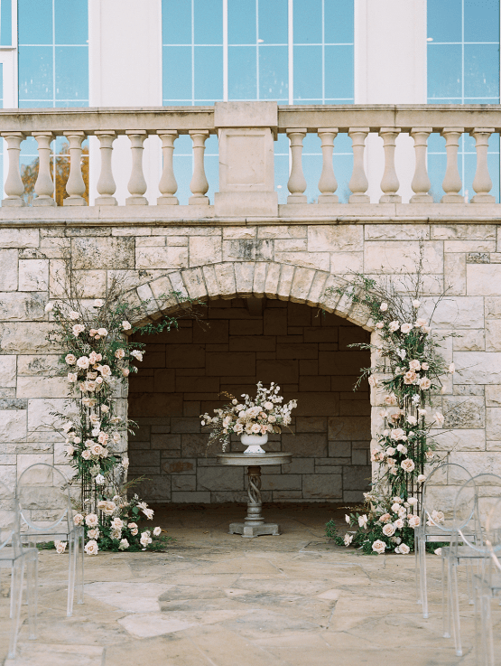Editorial de boda inspirada en el Valle del Loira en un castillo en Texas - Foto de Erin Wilson - Britt Jones Co 62