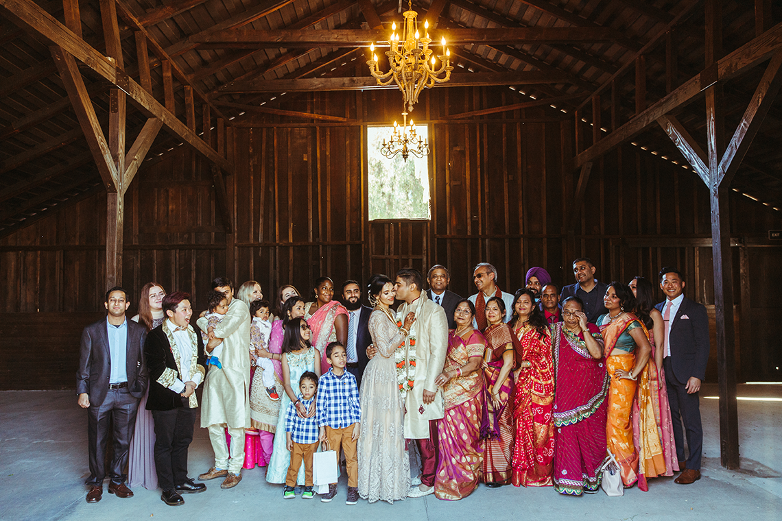 Micro boda rústica india - Lugar de bodas Stonehurt - Bodas Leilani - Fotografía occidental - PrettyParty Floral 7