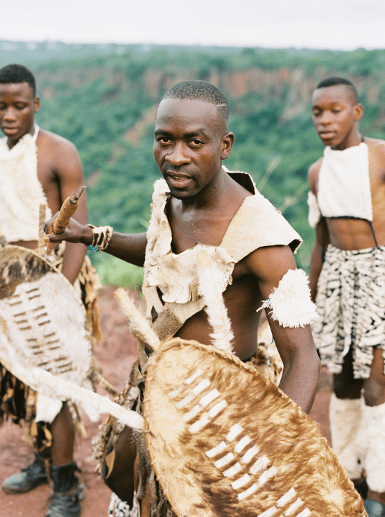 Ideas para bodas africanas inspiradas en la pantera negra - Isla Livingstone - Zambia - Amor de Mwai - Stepan Vrzala 104