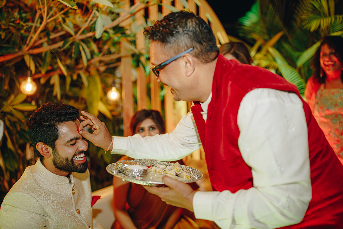 Celebración de Roka previa a la boda con Kerala Traditions - Claude Loren 13
