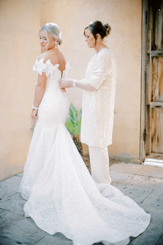 Sparkling Hacienda-style Arizona Micro Wedding at Royal Palms Scottsdale – Ashley Rae Photography 41