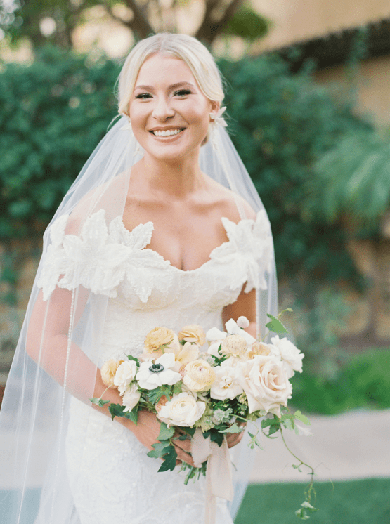 Sparkling Hacienda-style Arizona Micro Wedding at Royal Palms Scottsdale – Ashley Rae Photography 8