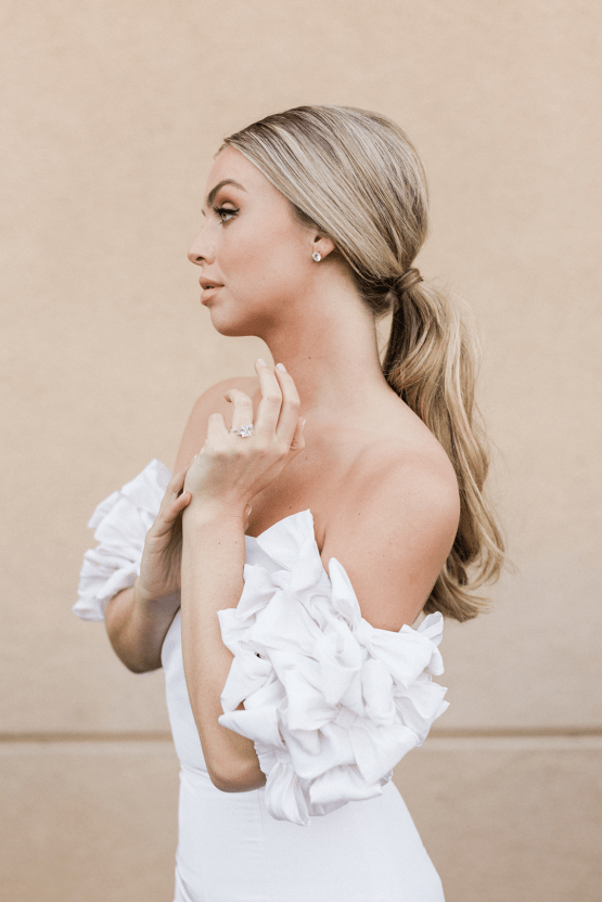 6 Gorgeous and Trendy Bridal Hairstyles for Your 2021 2022 Wedding – Valerie Darling Photography – The Bridal Bar 27