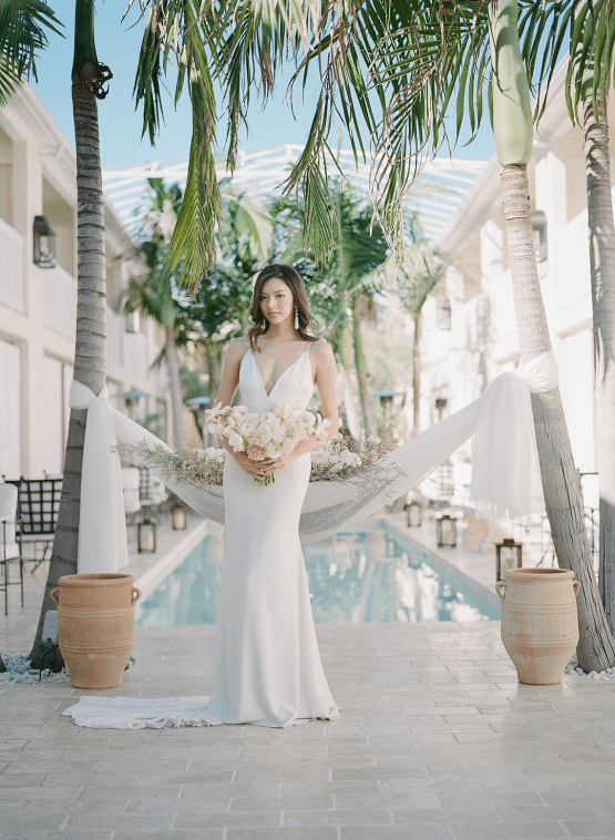 Clean and Cool Wedding Inspiration at the Los Angeles Cara Hotel – Milk Events – Jeremy Chou Photography 27