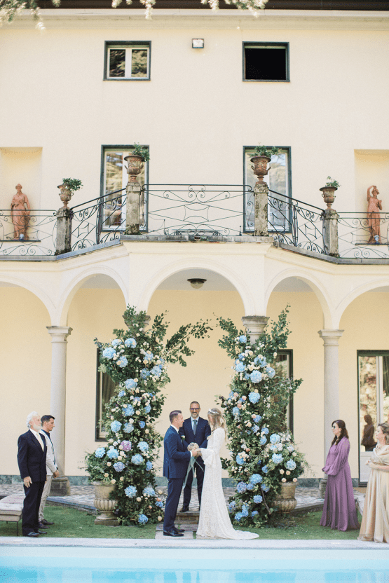 Romantic Something Blue Micro Wedding filled with Hydrangeas at Villa Ortensia in Lake Como – Alessandro Colle e Serena Rossi 33