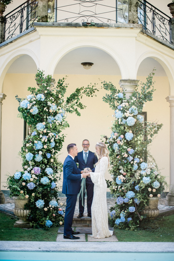 Romantic Something Blue Micro Wedding filled with Hydrangeas at Villa Ortensia in Lake Como – Alessandro Colle e Serena Rossi 35