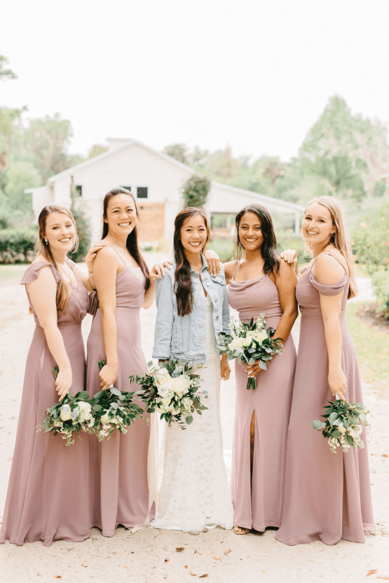 Rainy Casual Barn Wedding with Vietnamese Influence – Emma Anne Photography – The Mulberry – Bridal Musings 28