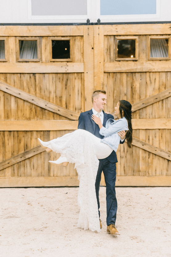 Rainy Casual Barn Wedding with Vietnamese Influence – Emma Anne Photography – The Mulberry – Bridal Musings 47