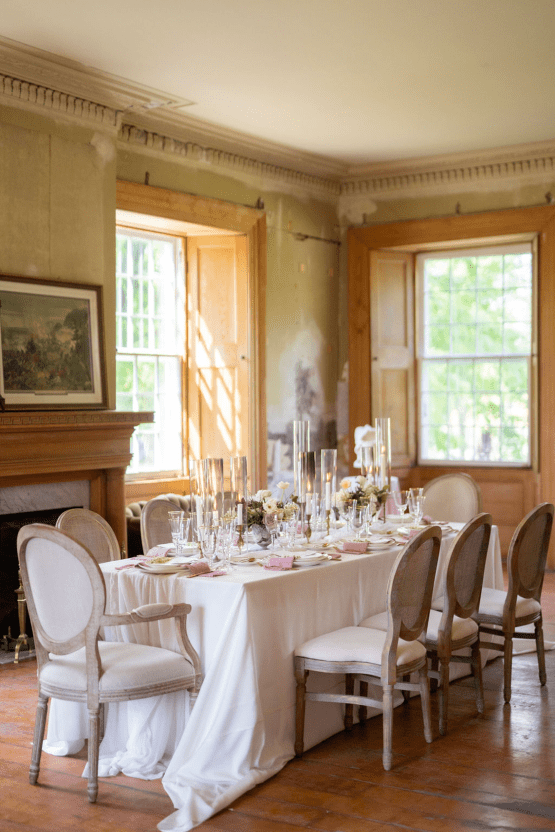 Romantic Willowbank Mansion Toronto Wedding Inspiration – Lisa Vigliotta Photography – Nobl Events – Bridal Musings 29
