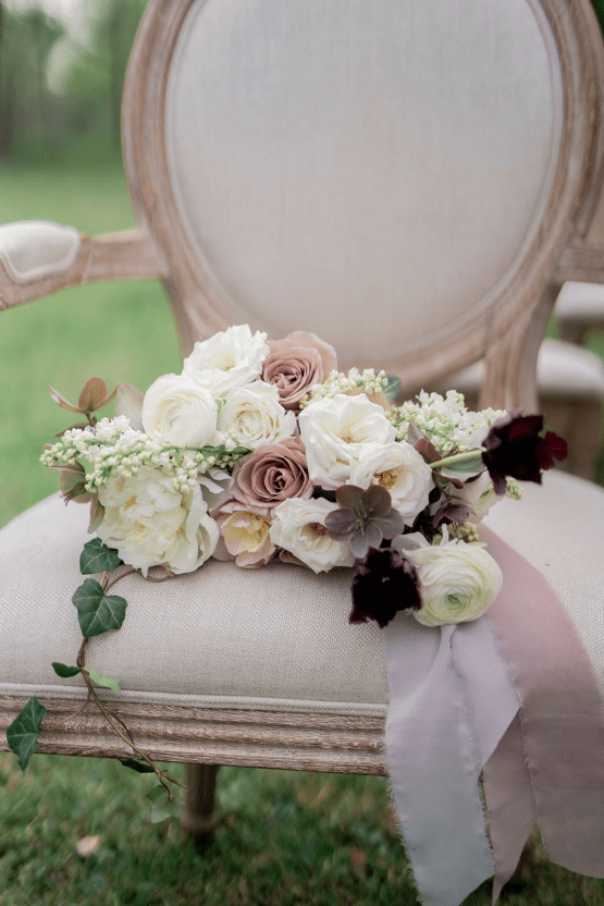 Romantic Willowbank Mansion Toronto Wedding Inspiration – Lisa Vigliotta Photography – Nobl Events – Bridal Musings 46