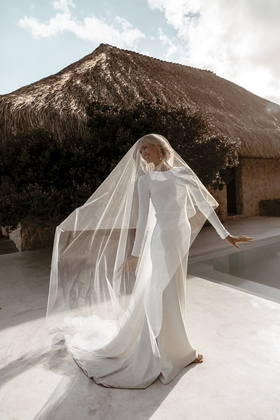 Stunning Mozambique Beach Wedding at Sunrise – Sussurro – Ayeh Photography – Bo and Luca – Bridal Musings 16