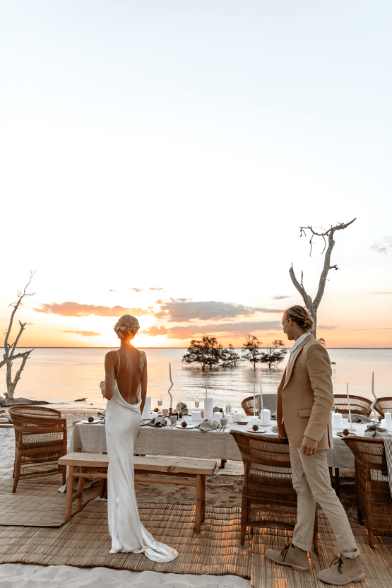 Stunning Mozambique Beach Wedding at Sunrise – Sussurro – Ayeh Photography – Bo and Luca – Bridal Musings 67
