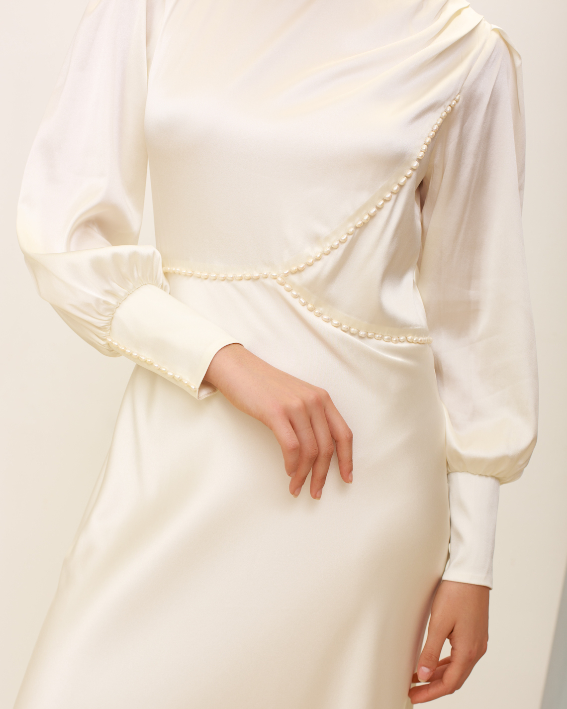 Elegant Modern Silk Wedding Dresses for 2022 Brides – Zoe Rowyn Bridal – Bridal Musings 41