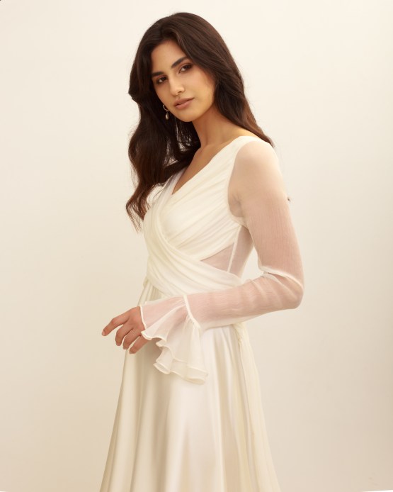 Vestidos de novia de seda nupcial 2022 elegantes y de moda - Zoe Rowyn Bridal - Reflexiones nupciales 7