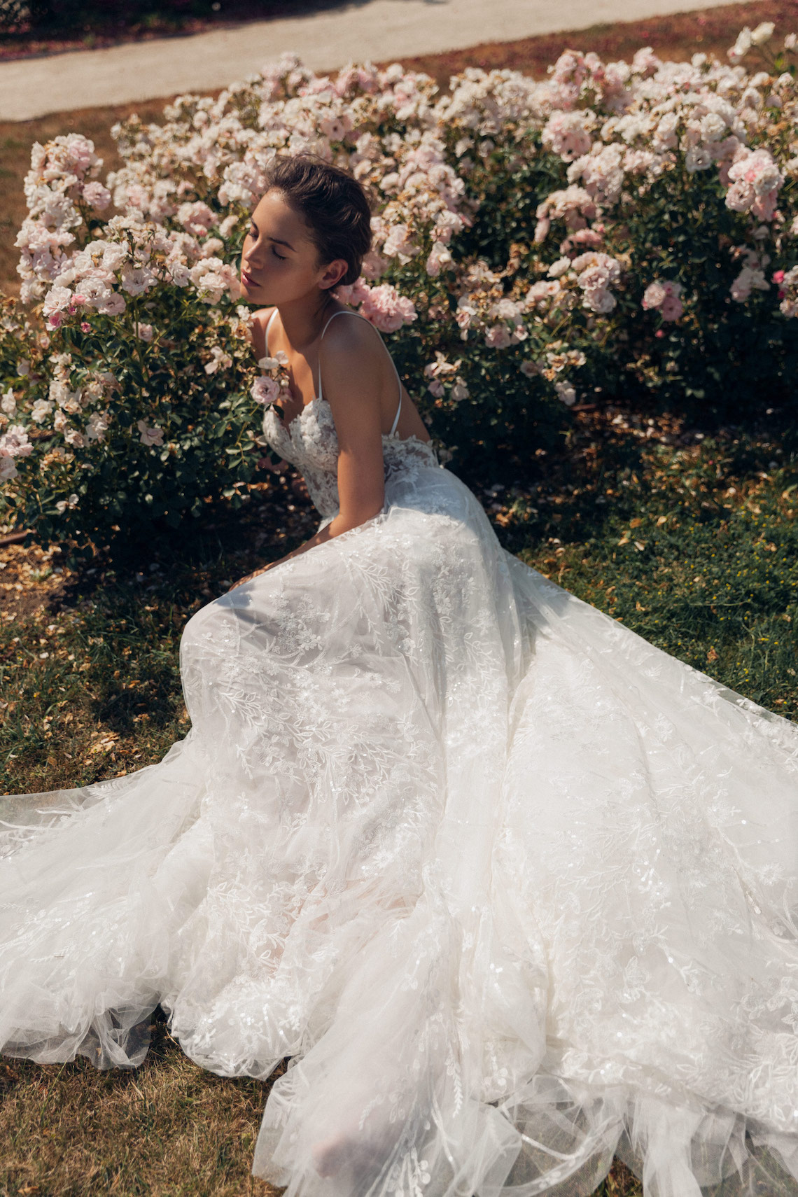 Romantic Floral-inspired Wedding Dresses by Daalarna Couture for 2022 Brides – Bridal Musings 33