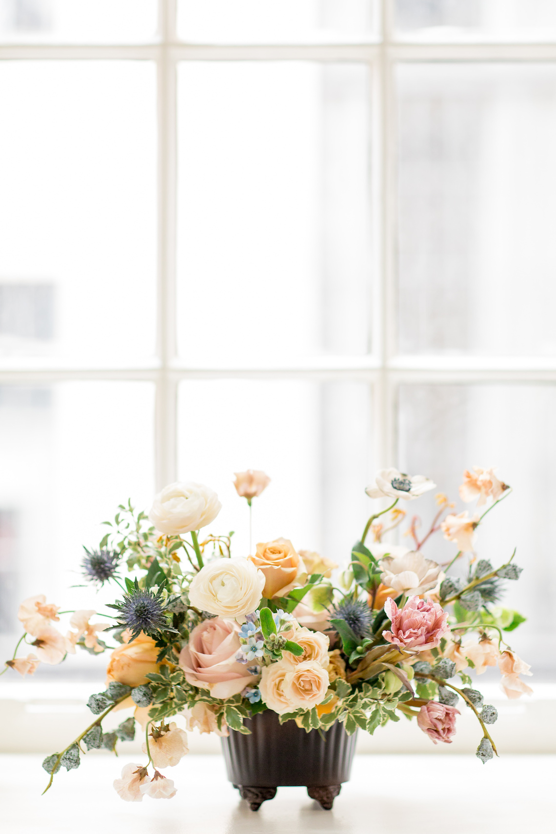 Inspiración de la boda del interior del hotel Noelle lleno de flores - Krista Joy Photography - Reflexiones nupciales 1