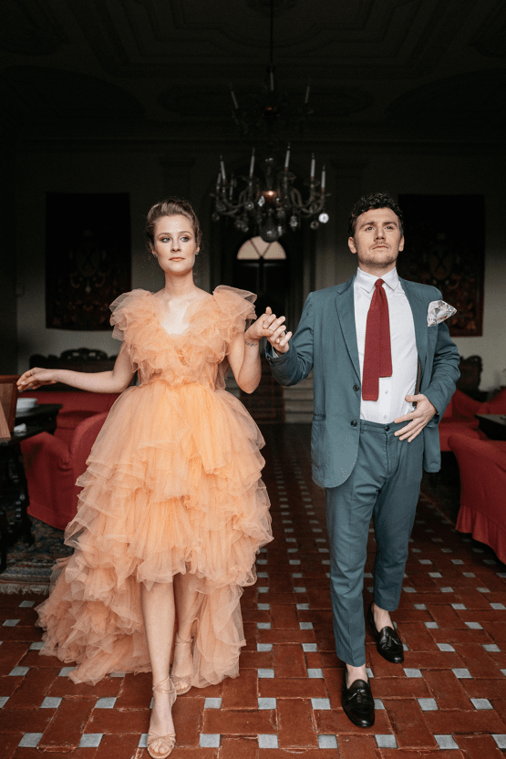 Inspiración para una boda italiana con un vestido de novia de tul melocotón - Editoriale Tenuta Bossi - Santucci Photo - Bridal Reflections 41