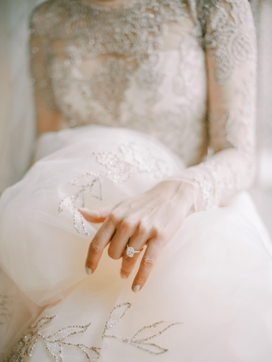 Snowy Winter Wonderland Wedding Inspiration – The Little Nell – Amanda Crean – Greenwood Events – Bridal Musings 14