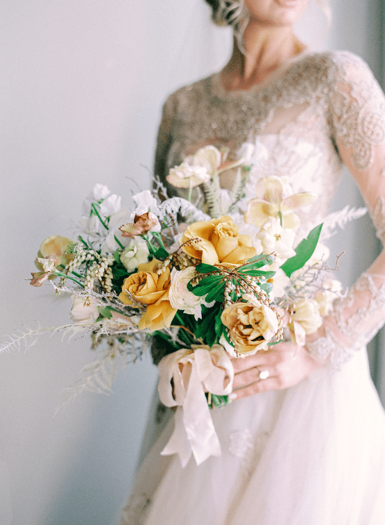 Snowy Winter Wonderland Wedding Inspiration – The Little Nell – Amanda Crean – Greenwood Events – Bridal Musings 3