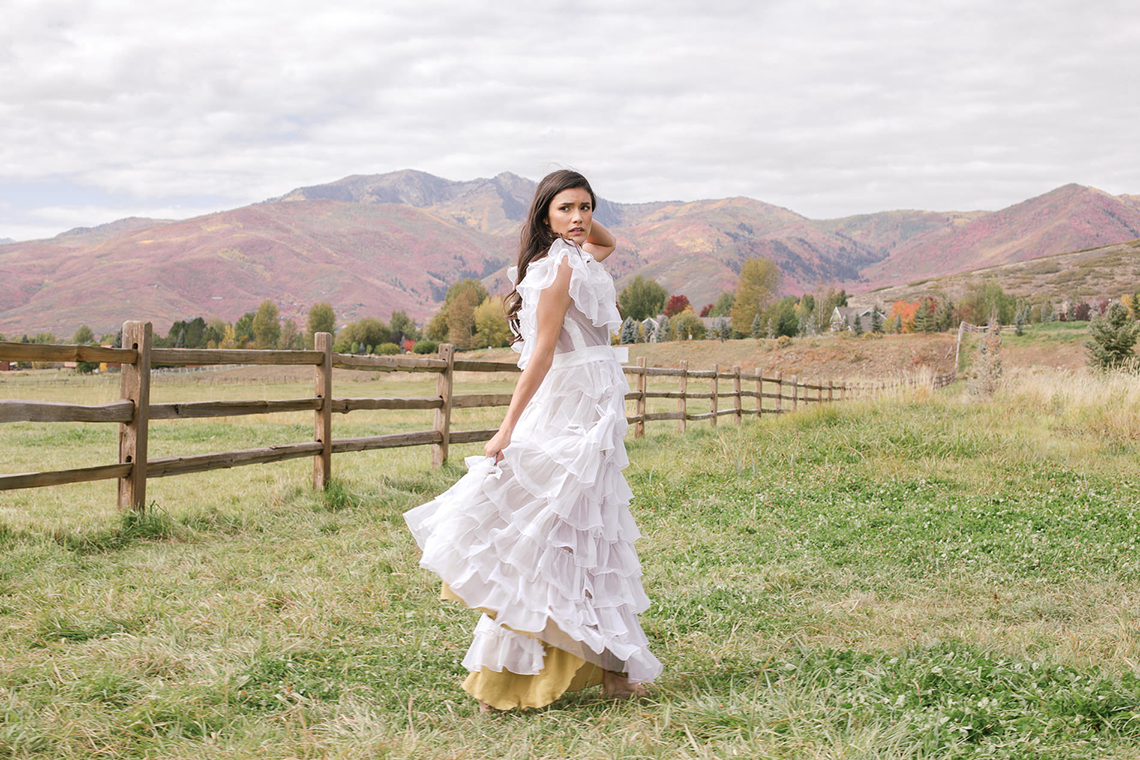 Indigenous Choctaw-Nation Inspired Bridal Editorial – Native American Wedding Ideas – Theresa Kelly – Manda Weaver – Bridal Musings 4