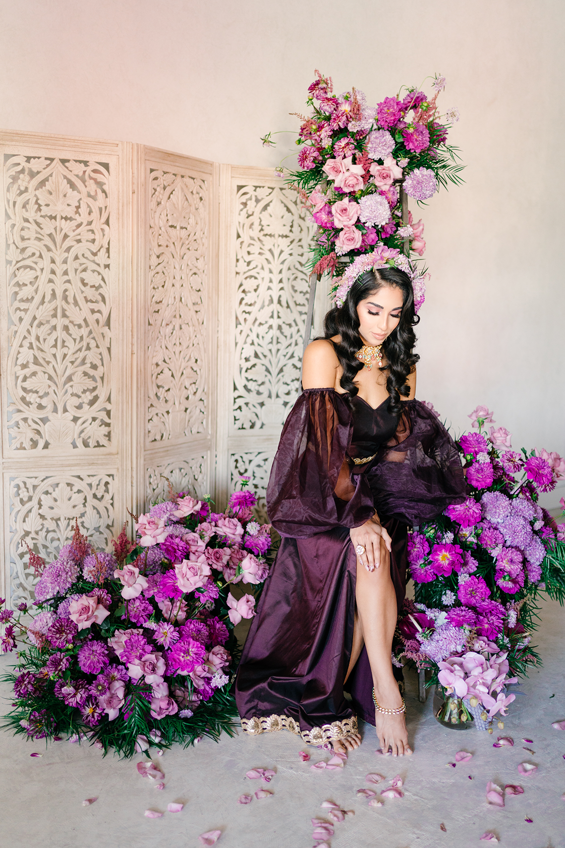 Inspiración para bodas de lujo en púrpura lavanda del sur de Asia - Eventos Inxviii - Películas y fotos de Lula King - Reflexiones de bodas 24