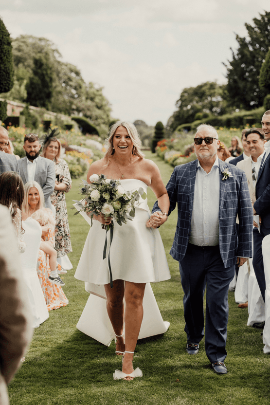 Stylish British Wedding with a Short Wedding Dress – Emma Wilkinson – Bridal Musings 18