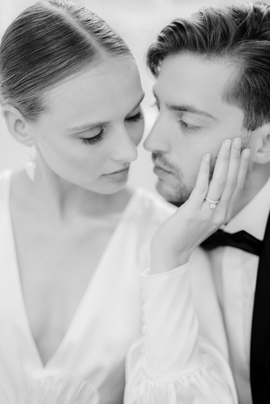 Artistic and Modern All White Wedding Design – DIE PULVERFABRIK ROTTWEIL – EWIGMEIN – Bridal Musings 32