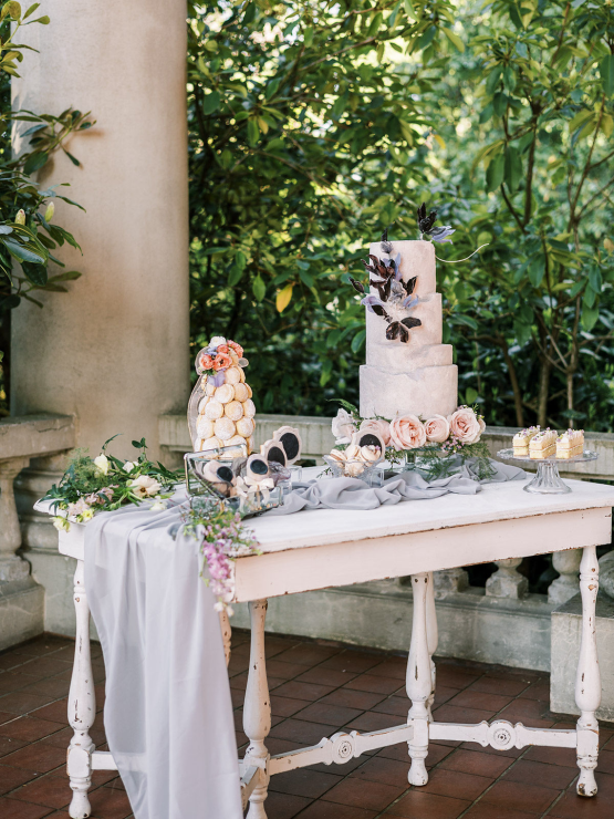Vintage Inspired Victoria Era Wedding Inspiration at Hycroft Manor – Samin Photography – Bridal Musings 39