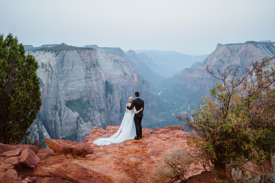 Utah Zion National Park Adventure Love Escape - Votos y picos de fotografía - Reflexiones de boda 8