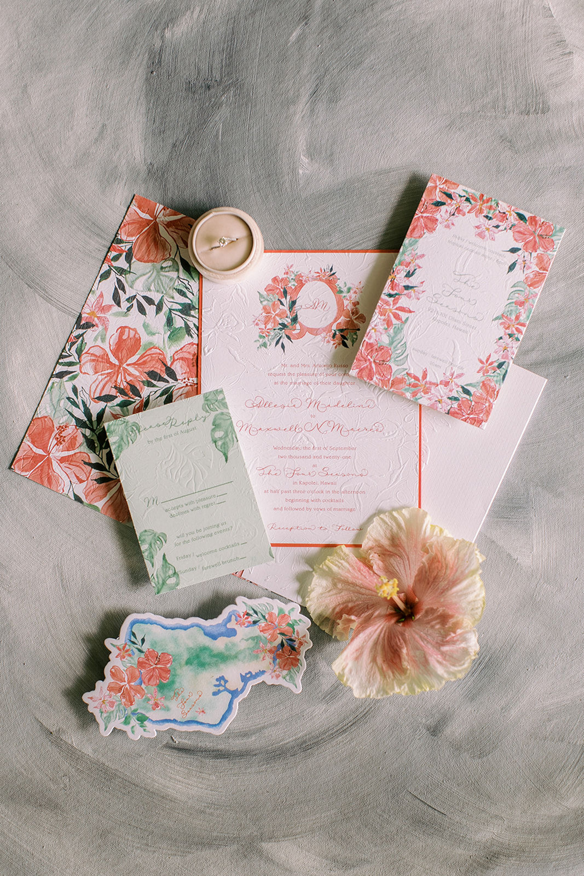 Coral Wedding Inspiration in Hawaii – AnnaB Events – Alice Ahn – Bridal Musings 1
