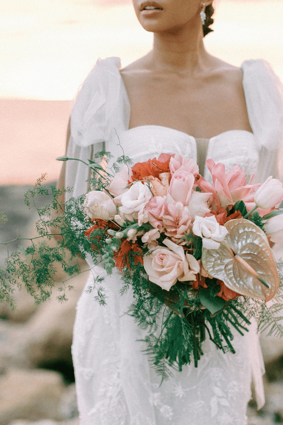 Coral Wedding Inspiration in Hawaii – AnnaB Events – Alice Ahn – Bridal Musings 44