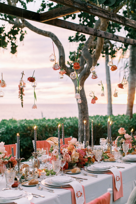 Coral Wedding Inspiration in Hawaii – AnnaB Events – Alice Ahn – Bridal Musings 45