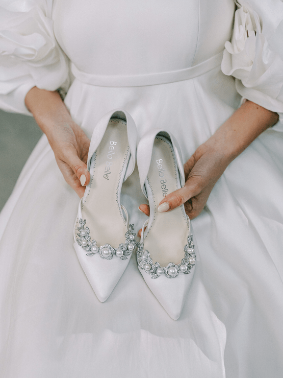 How to Pose for the Perfect Wedding Shoe Photo – Bella Belle Shoes – Laura Gordon – Bridal Musings 33