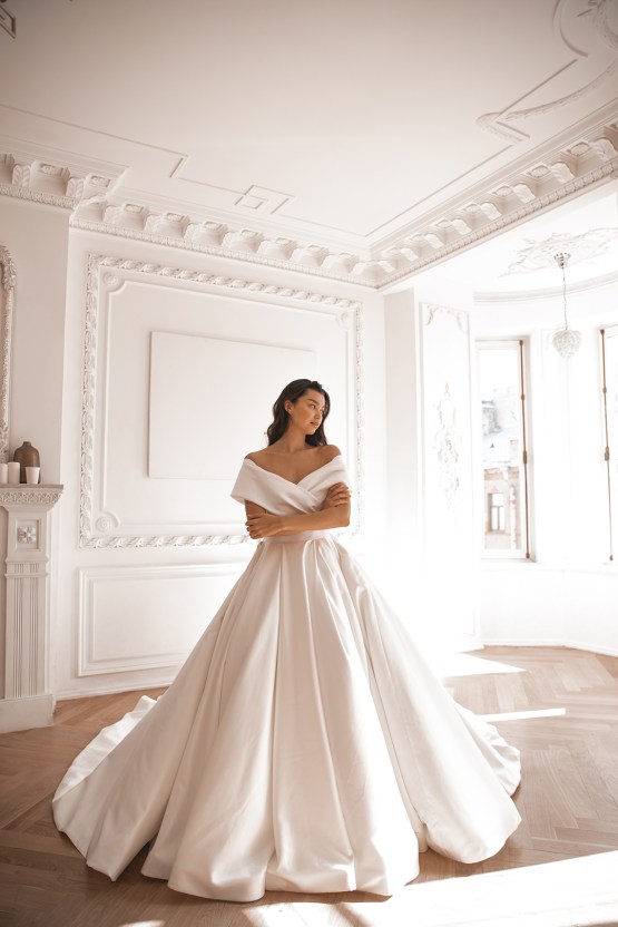 Olivia Bottega Lightweight Comfortable Romantic Wedding Dresses 2022 – Bridal Musings – Mikado Off-The-Shoulder Wedding Dress Jacqueline With Detachable Skirt – 4