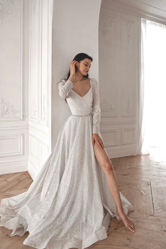 Olivia Bottega Lightweight Comfortable Romantic Wedding Dresses 2022 – Bridal Musings – Sparkly Wedding Dress Miranda – 9