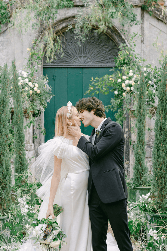 Villa Cetinale Italian Wedding Inspiration Featuring Lemon Decor and Ruffled Wedding Dress – Redamancy Photo and Film – AMV Weddings – Bridal Musings 15