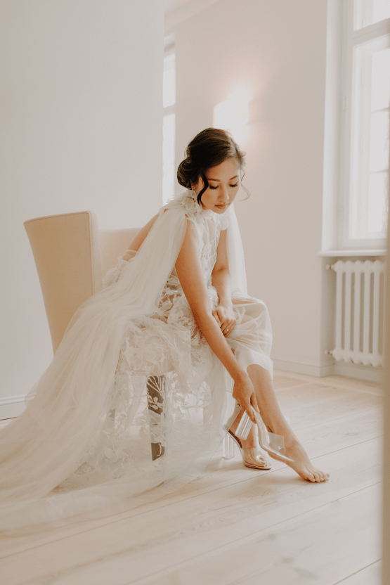 Modern and Luxurious Vietnamese Tea Ceremony Wedding Inspiration – Phan Nhat Minh – Bridal Musings 10