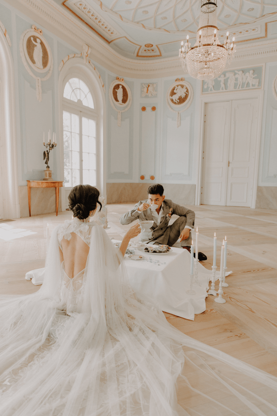 Modern and Luxurious Vietnamese Tea Ceremony Wedding Inspiration – Phan Nhat Minh – Bridal Musings 25