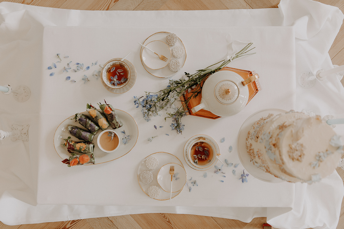 Modern and Luxurious Vietnamese Tea Ceremony Wedding Inspiration – Phan Nhat Minh – Bridal Musings 47