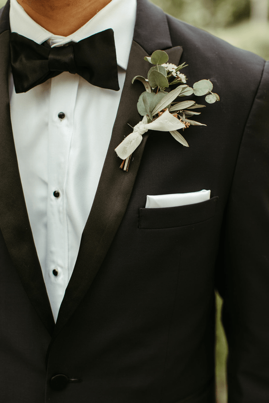 Boho Barn of Chapel Hill North Carolina Wedding – Boonetown Story – Bridal Musings 16
