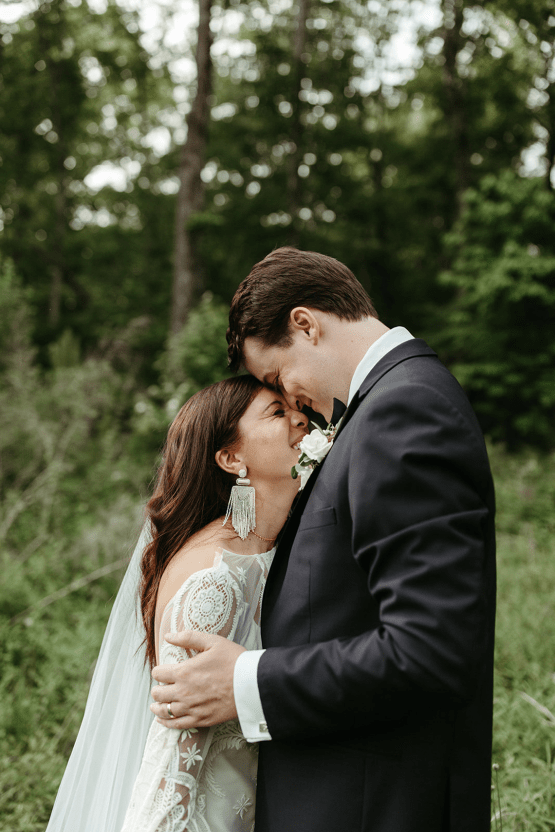 Boho Barn of Chapel Hill North Carolina Wedding – Boonetown Story – Bridal Musings 26
