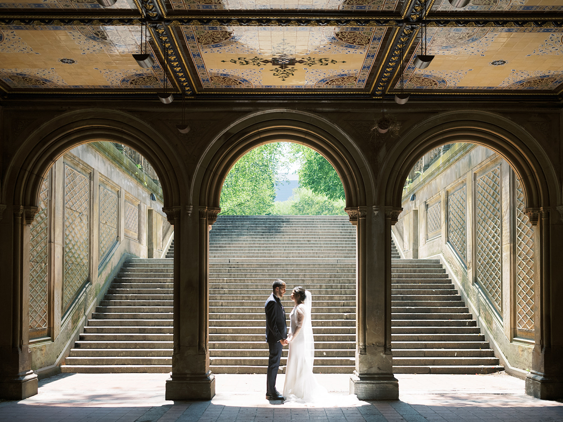Elegant New York City Rooftop Wedding – Liz Andolina Photography – Bridal Musings 1