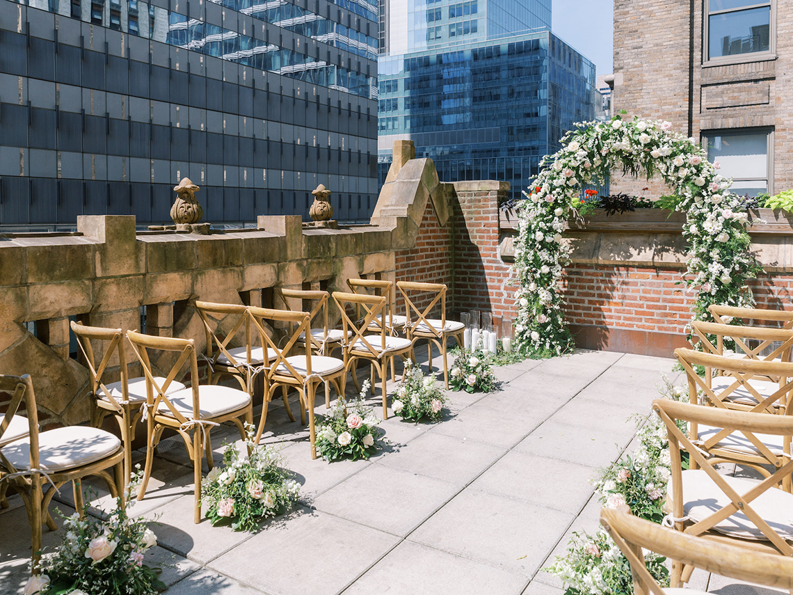 Elegant New York City Rooftop Wedding – Liz Andolina Photography – Bridal Musings 2