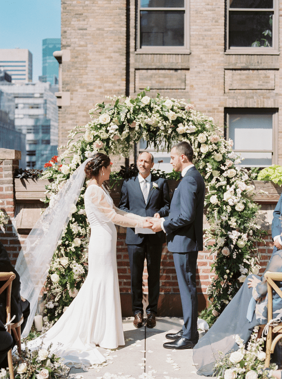 Elegant New York City Rooftop Wedding – Liz Andolina Photography – Bridal Musings 41