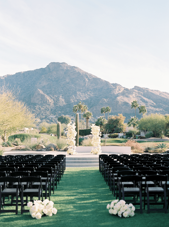 Modern Black Tie Arizona Wedding at Mountain Shadows – Saje Photography – Bridal Musings 2