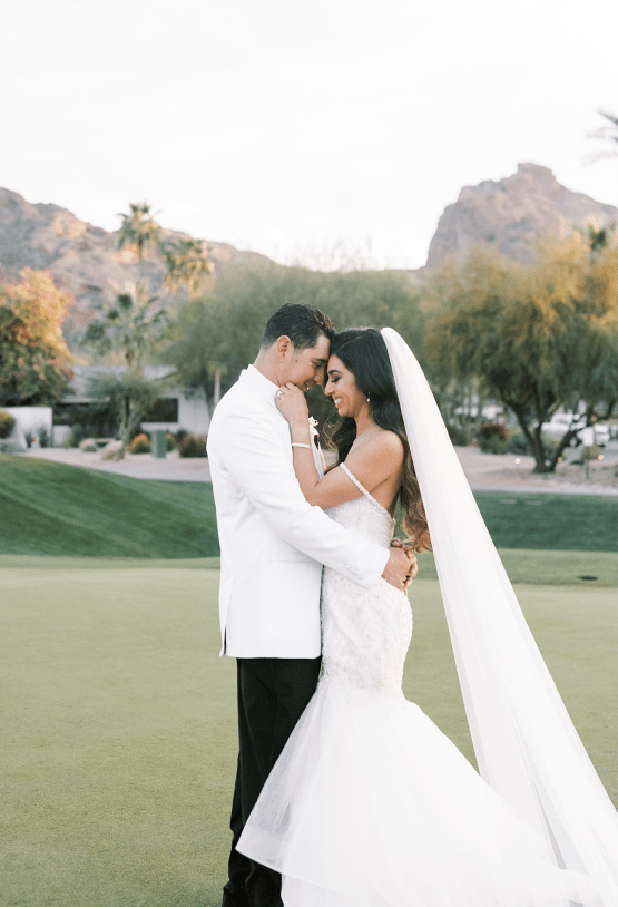 Modern Black Tie Arizona Wedding at Mountain Shadows – Saje Photography – Bridal Musings 26