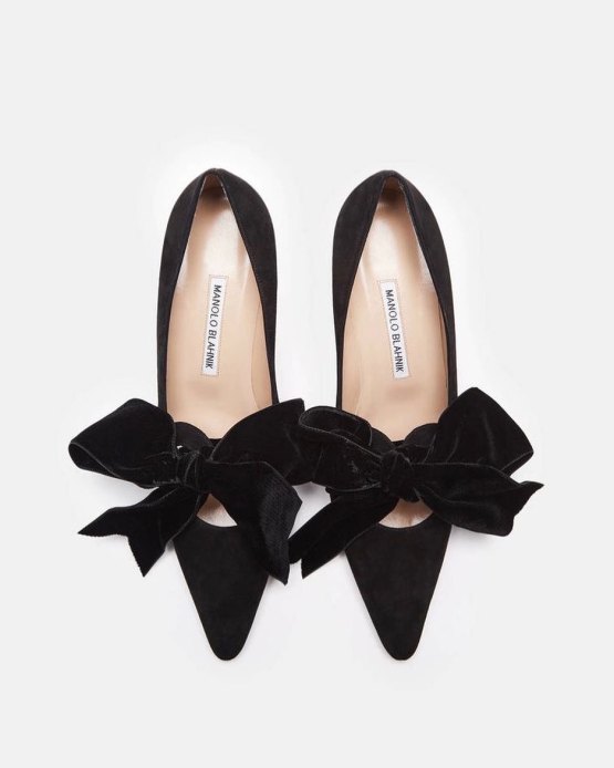 10 Gorgeous Pairs of Velvet Bridal Heels (& Flats!)